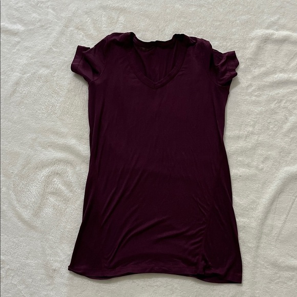 Lululemon Burgundy Top - Picture 3 of 5